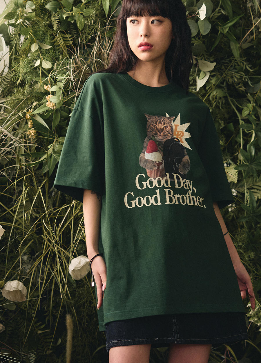 Greedy Cat T-shirt [DEEP GREEN]