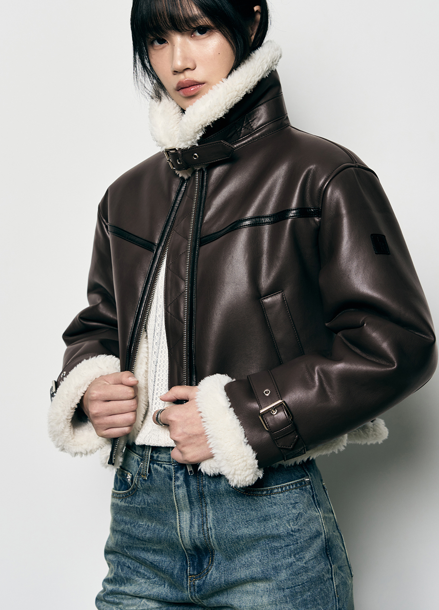 [12월 26일 예약배송] Oblique Over-Fit Leather Mustang Jacket [BROWN]