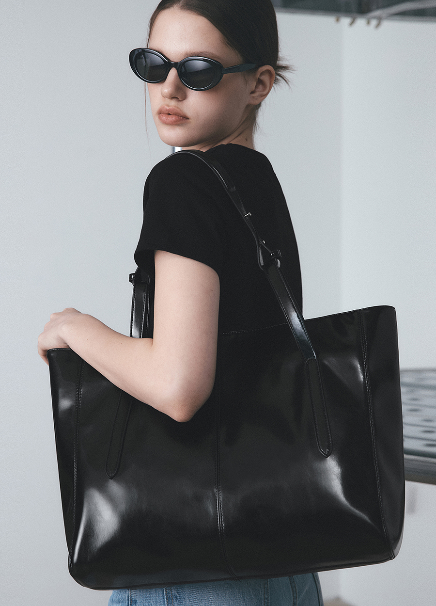 Glossy Two-Way Shopper-Bag [BLACK]
